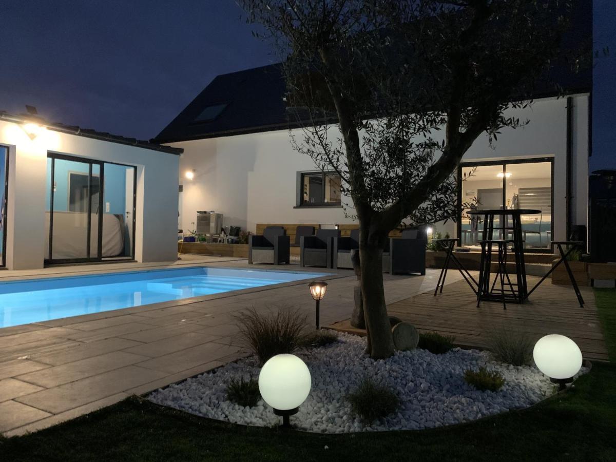 Maison 10 Pers En Bord De Mer Avec Piscine Chauffee Toute L'Annee, Spa Et Hamman Surzur 외부 사진